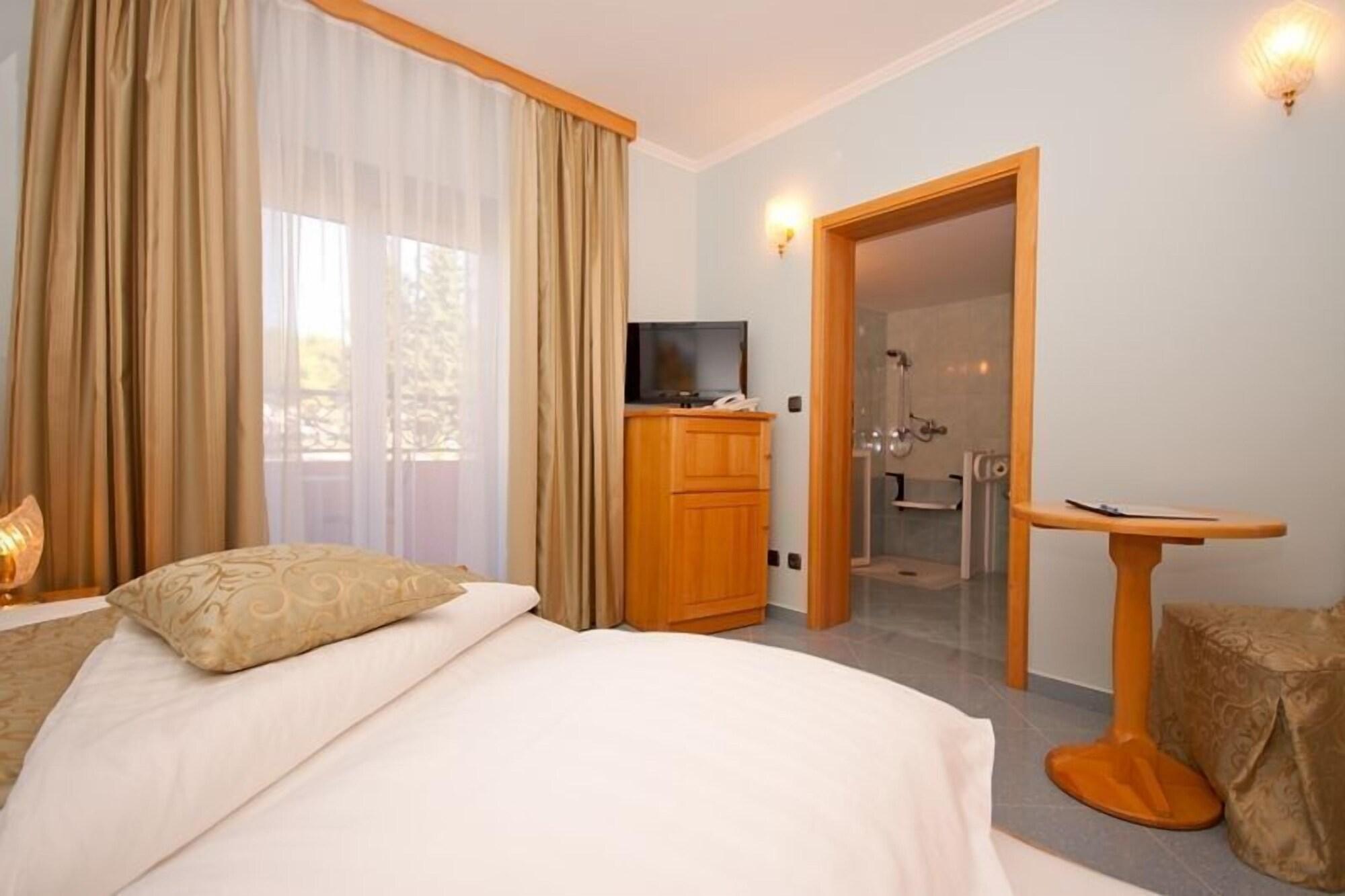 Hotel Miramare Vodice Exterior foto