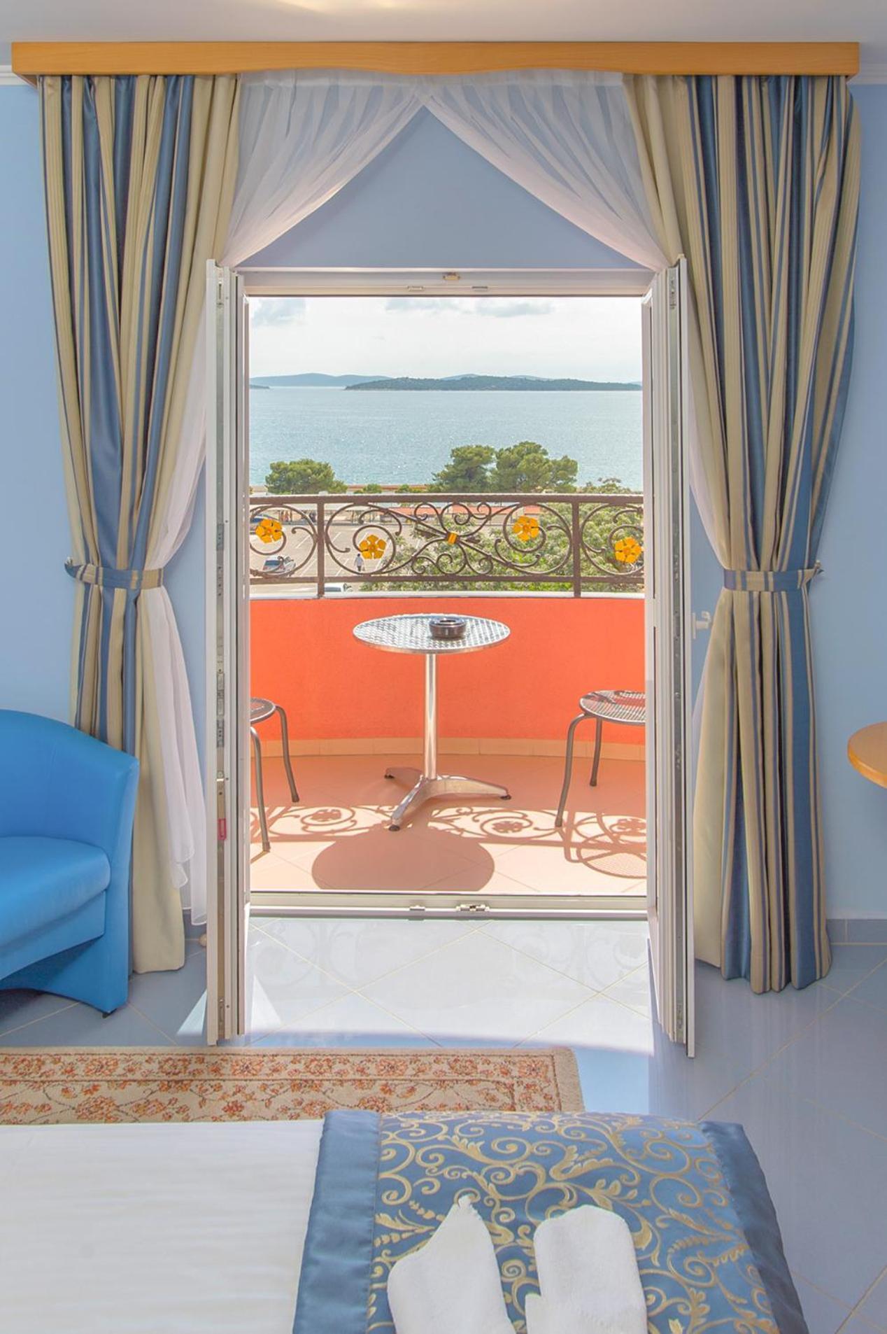 Hotel Miramare Vodice Exterior foto